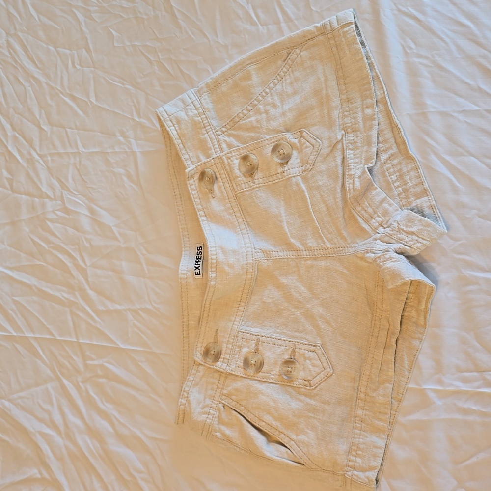 Express Shorts - 4
